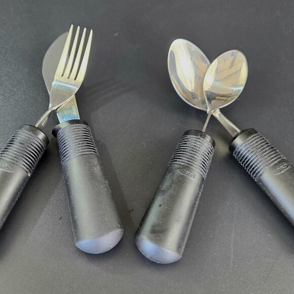 OXO - Made in China - Flatware - Good Grip - Set of 4 - Picture 6 of 9